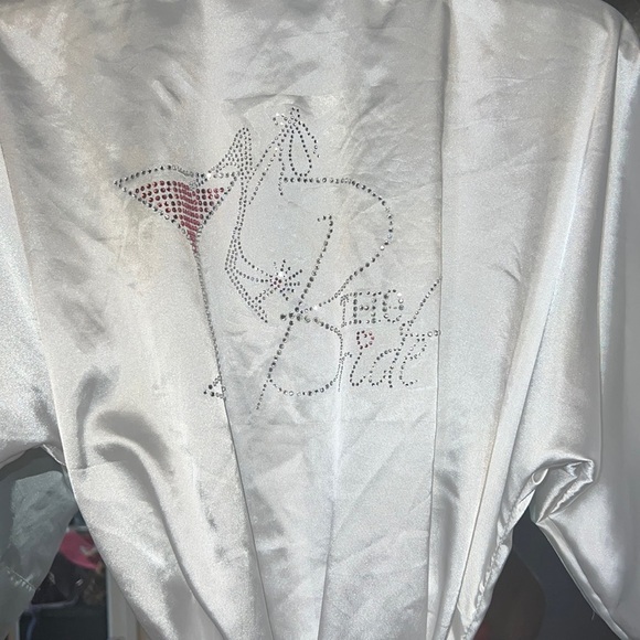 (EUC) SUPER CUTE WHITE SATIN ROBE FOR THE BRIDE TO BE. SZ S - Picture 1 of 6